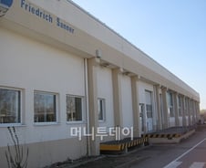 118년전 코르크 마개 팔던 獨 中企, 지금은?