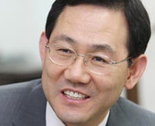 [당선자] 대구 수성구을 새누리당 주호영 "낮은자세로 더 열심히 일하겠다"