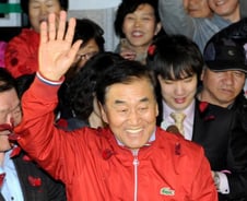 [당선자] 서울 은평을 새누리당 이재오 "19대 국회는 정말 정치 잘해야" 