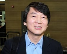 진중권 "안철수 나와라"… 安, '결심'할까?