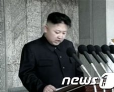 北 김정은 첫 대중연설 "원자탄으로 우리를 위협하던 시대는 지나갔다" (종합)