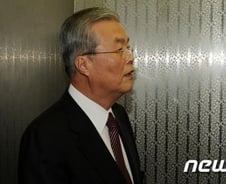 김종인 "안철수 대선 출마해도 박근혜 큰 위협 받지 않아"