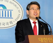 민주 "최시중 게이트, 단순비리 아닌 불법대선자금 사건"