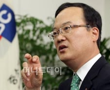 "명품 中企제품 발굴해 물가잡는다"