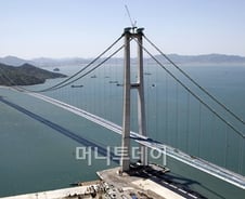 "와우~ 세계 4위 이순신대교 놀랍네"..여수~광양 10분