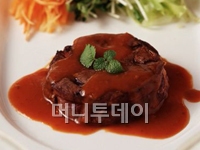 미국산 쓰던 '스테이크집' 광우병 소식에…