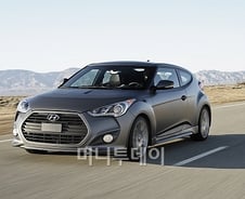 [시승기]벨로스터 터보, "골프 GTI 잡으러 왔다"