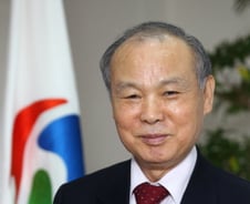 인천공항 신화쓴 '엑스포 흥행사', 강동석 위원장