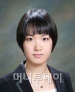 [기자수첩] 코넥스, '죽음의 계곡' 징검다리 될까  