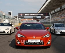 [시승기]토요타 86, "펀-투-드라이브란 이런 것"