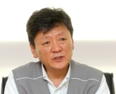 현장기사 유니폼 고수 '격의없는 CEO'