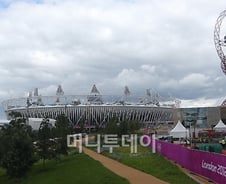 '9000억' 런던올림픽 주경기장, 한달 쓰고 부순다?