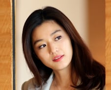 [단독]전지현, 연예FA 시장 나왔다..연예계 초관심