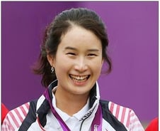 기보배 첫 2관왕… 한국선수단 종합 3위 유지