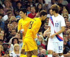 10년 전 4강 신화의 감동 재연한 이범영의 선방