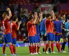 올림픽축구 동메달 따도 군대가는 한명은?