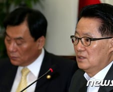 박지원 "인터넷실명제 도입 주장했던 박근혜, 입장 밝혀라"
