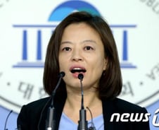 문재인측 "안철수 제안 3자회동, 제대로 된 제안인지 모르겠다"