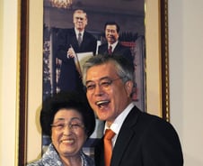 문재인 "박근혜 사과, 환영한다"