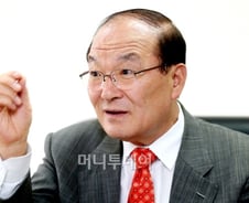 "건보료 소득기준 일원화하면 보험료 부담 줄어듭니다"