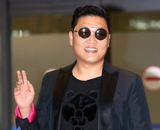 '월드 스타' 싸이 오늘 귀국..금의환향