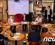 안철수의 광폭 행보, '정책'이어 '정치'까지