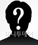 [단독]초등학교 10대 난입, '야전삽 난동' 공포