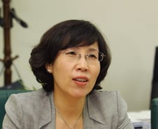 무상보육 폐지한 정부, "돈 줬다가 뺏는게 가장 나쁘죠"