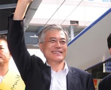 문재인, 부산서 추석 민심잡기…'피에타' 관람