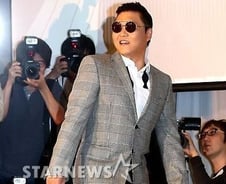 진짜 '싸이'월드! 전세계 10개국 공식차트서 1위