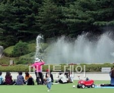 예술의전당 "작품 더 다양하게, 광장 더 아름답게"