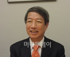정운찬, "3주만에 판단 바꾸나" 박근혜 사과 비판