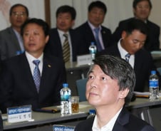 안철수 캠프, 현재 쓰는 선거자금은 안 후보 자비로 충당...사무실 임대료 월 3억원 등