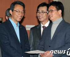 새누리 출신 김성식 전 의원, 안철수 캠프 합류