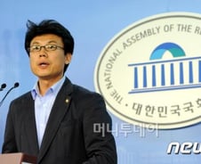 문재인 캠프 "안철수 비전 발표, 공감은 하지만…"