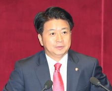 노웅래 "육영수 여사 소재 영화로 朴 홍보"