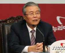 김종인 "정기국회서 2개 이상 경제민주화 법안 확실히 통과"