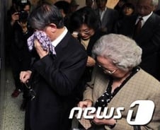 김지태씨 유족들 "정수장학회, 선거용으로 주식매각 안돼"
