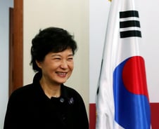 "NLL 조건부 공개는 물타기"vs"정수장학회 무관? 국민이 바보냐"