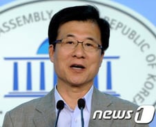 신경민 "'김재철 구하기' 나선 세력들은 방송장악에서 손 떼야"