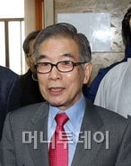 김상근 목사 "단일화 진전 없으면 제3자가 움직일 것"