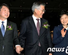 文 '먹튀방지' 수용에, 체면구긴 與 한말이..."오해"