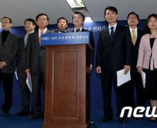 安, 교육정책 발표…개헌쟁점은 "듣기만…"