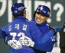 삼성, SK 꺾고 '2년 연속 한국시리즈 우승'... 'V6'