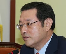 민주, 朴·文·安 측 정책위의장 TV토론 제안