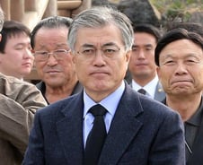 문재인 "제주 공항이용료 면제 추진할 것"