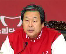 김무성 "여성 대통령으로 정치권 부패 사슬 끊어야"