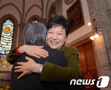 與, "그래도 단일화된다" 일대일 전략 고심