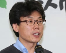 文측, 與 정치쇄신기구 구성 제안에 "형식·내용 관계없이 임할 것"