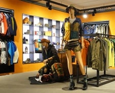 [단독]패션기업 F&F, 아웃도어 '더 도어' 사업중단